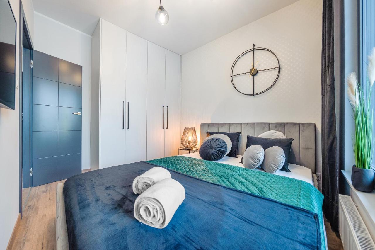 Plac Unii - Premium Apartments กดิเนีย ภายนอก รูปภาพ