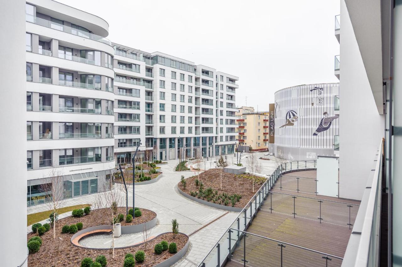 Plac Unii - Premium Apartments กดิเนีย ภายนอก รูปภาพ