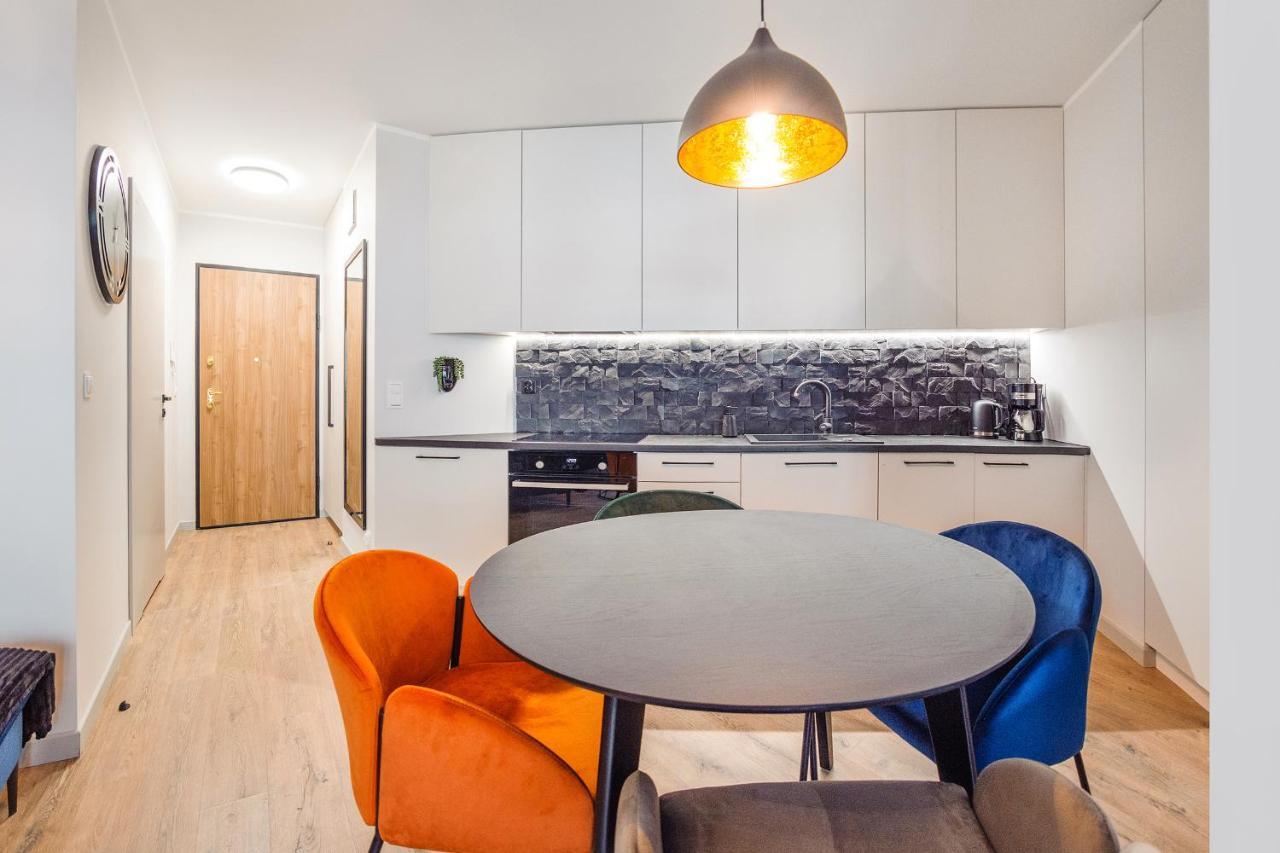 Plac Unii - Premium Apartments กดิเนีย ภายนอก รูปภาพ